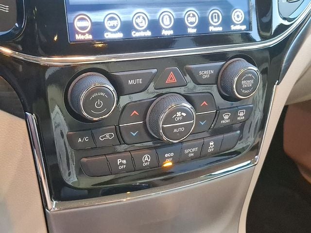 2022 Jeep Grand Cherokee WK Laredo E