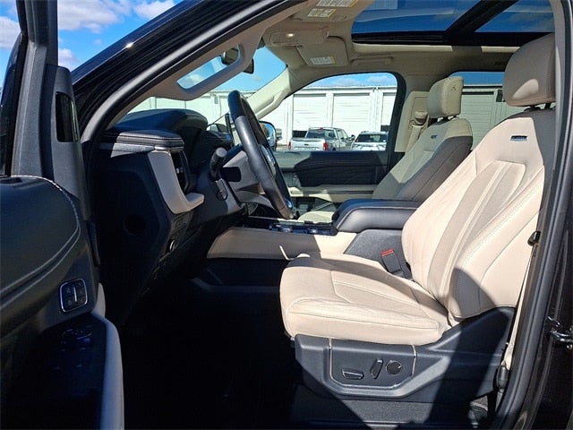 2024 Ford Expedition Platinum