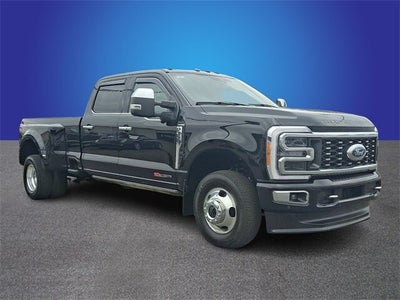 2023 Ford F-350SD Platinum