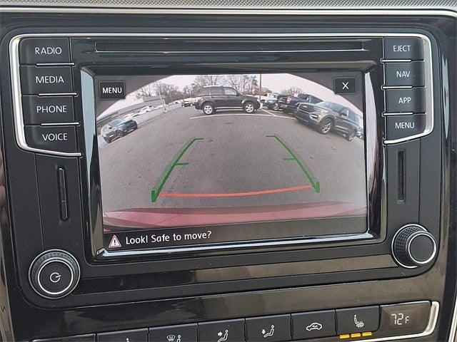 2018 Volkswagen Passat 2.0T SE