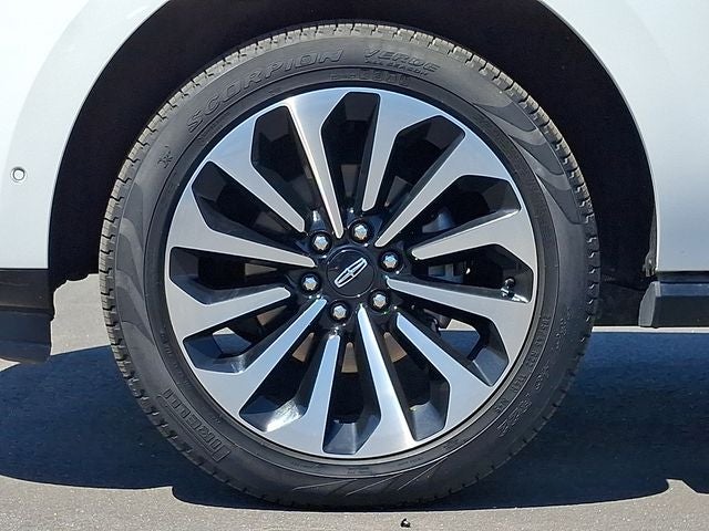 2023 Lincoln Navigator L Reserve