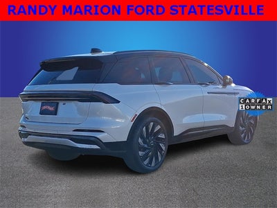 2025 Lincoln Nautilus Reserve