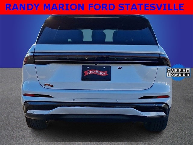 2025 Lincoln Nautilus Reserve