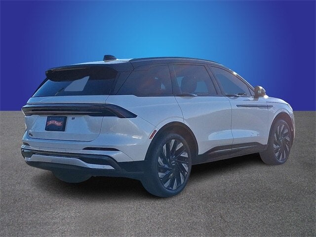 2025 Lincoln Nautilus Reserve