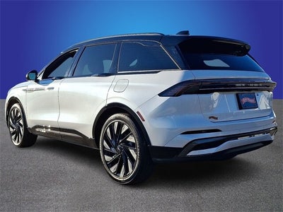 2025 Lincoln Nautilus Reserve