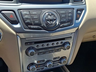2017 Nissan Pathfinder SL