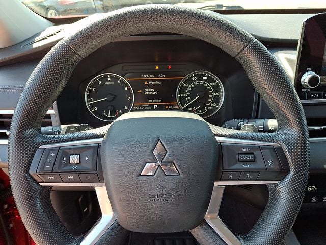 2023 Mitsubishi Outlander ES