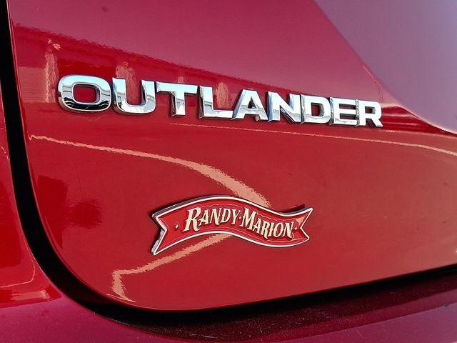2023 Mitsubishi Outlander ES