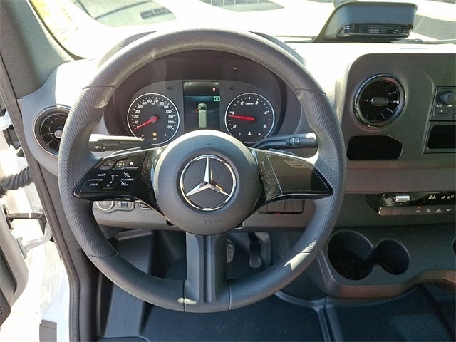 2025 Mercedes-Benz Sprinter 2500 Cargo 170 WB High Roof