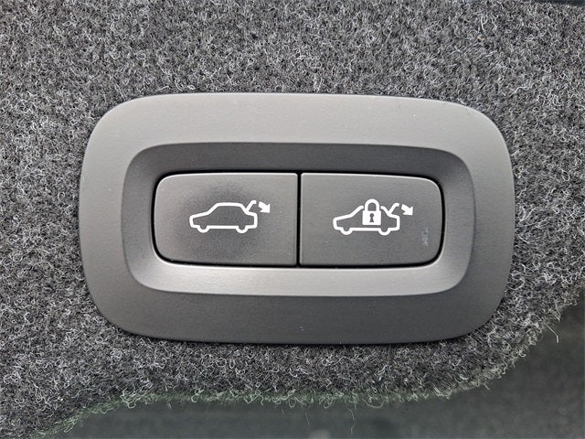 2017 Volvo S90 T6 Inscription