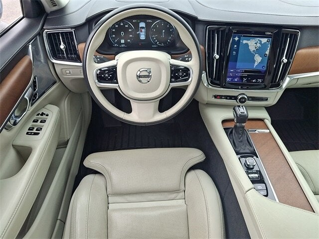 2017 Volvo S90 T6 Inscription