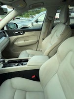 2018 Volvo XC60 T6 Momentum