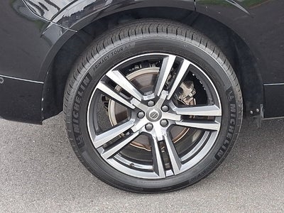 2018 Volvo XC60 T6 Momentum