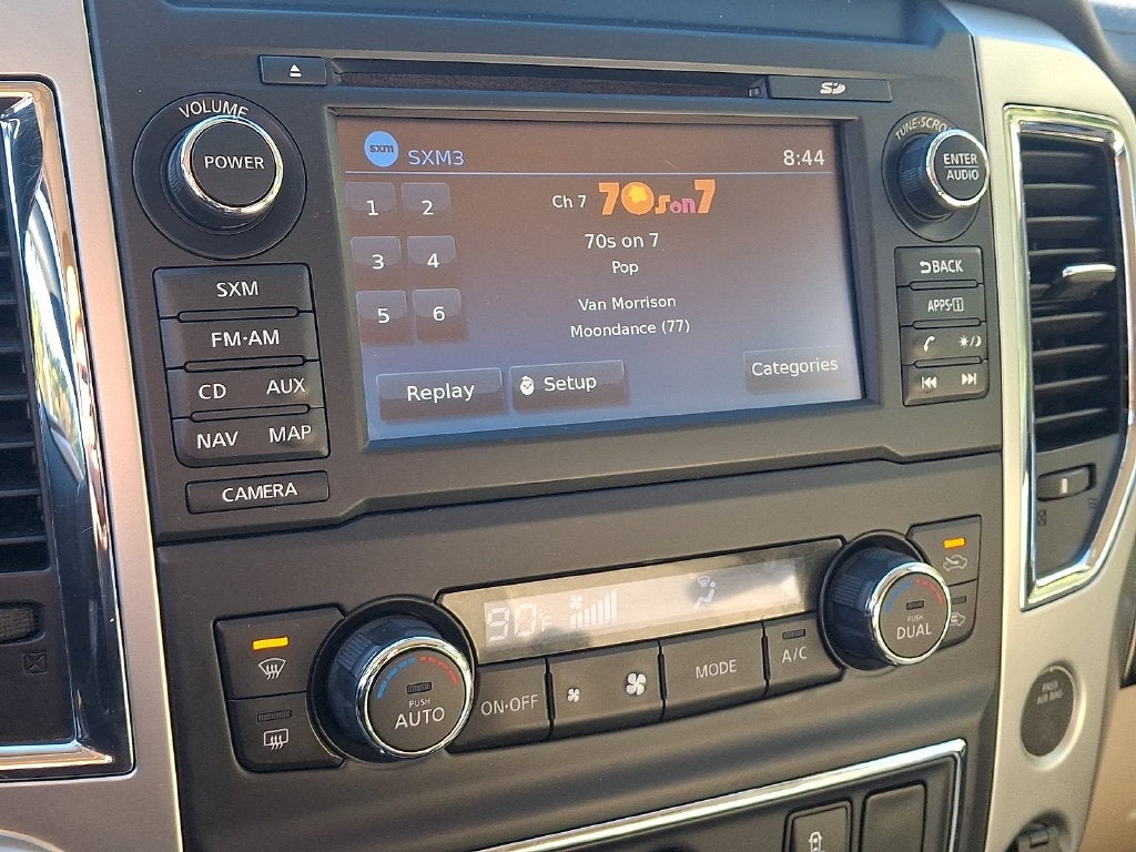 2017 Nissan Titan SV