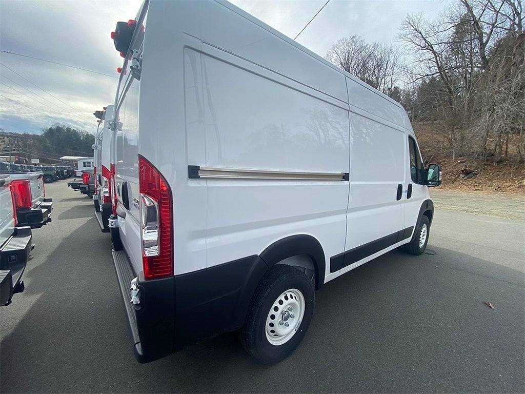 2024 RAM ProMaster 2500 High Roof 136 WB