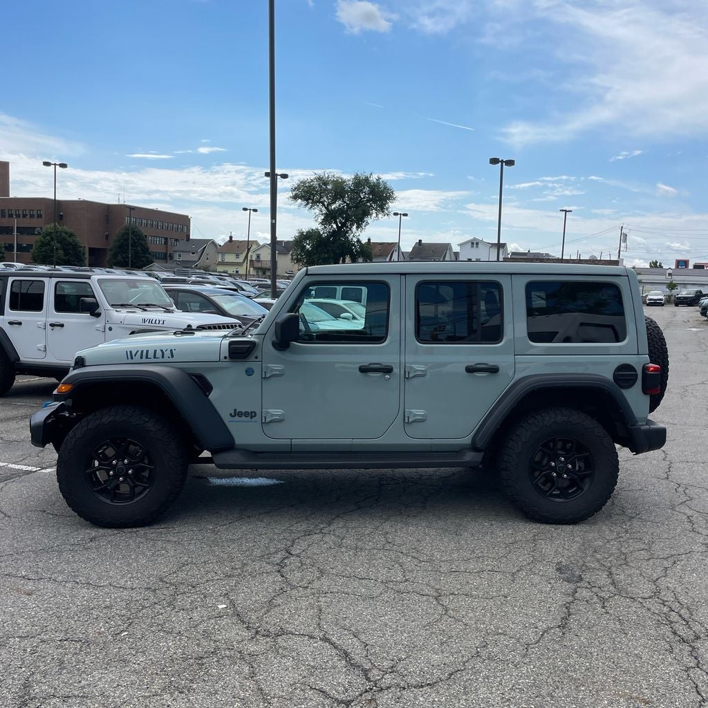2024 Jeep Wrangler Willys Sky One-Touch Top