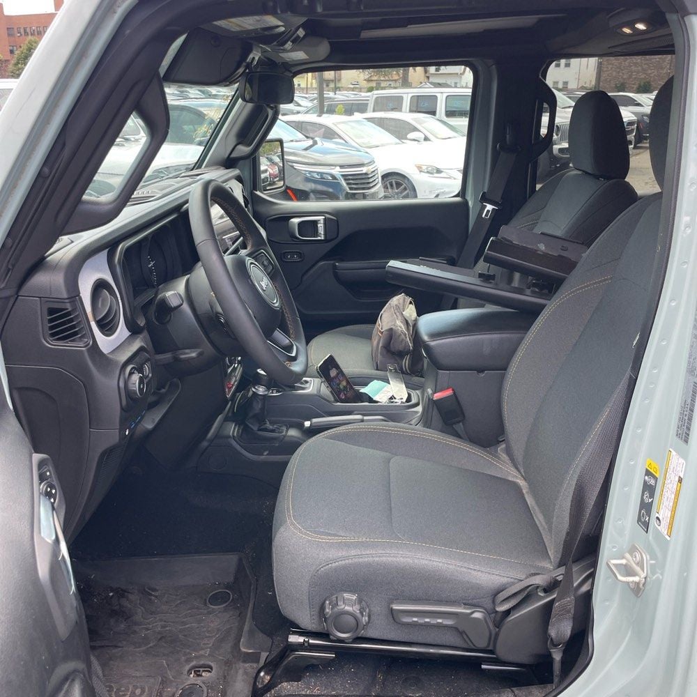 2024 Jeep Wrangler Willys Sky One-Touch Top