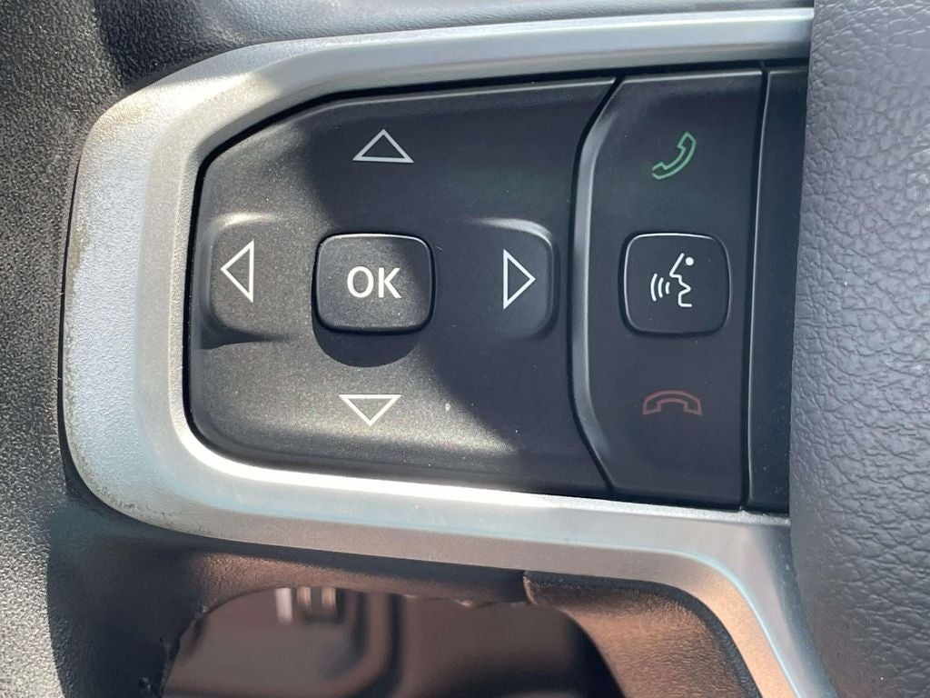 2022 RAM 1500 Big Horn Quad Cab 4x4 6'4' Box