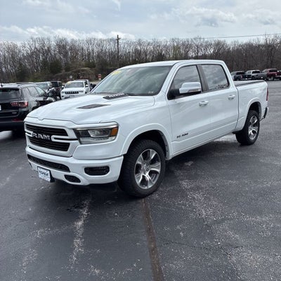 2020 RAM 1500 Laramie Crew Cab 4x4 5'7' Box
