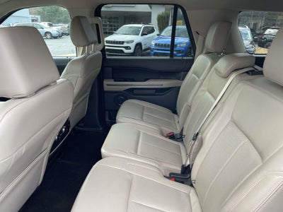 2023 Ford Expedition Max XLT MAX