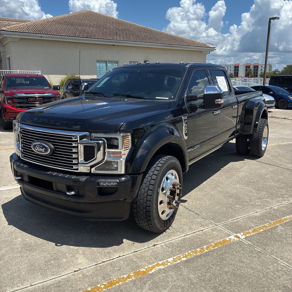 2022 Ford F-450SD Platinum