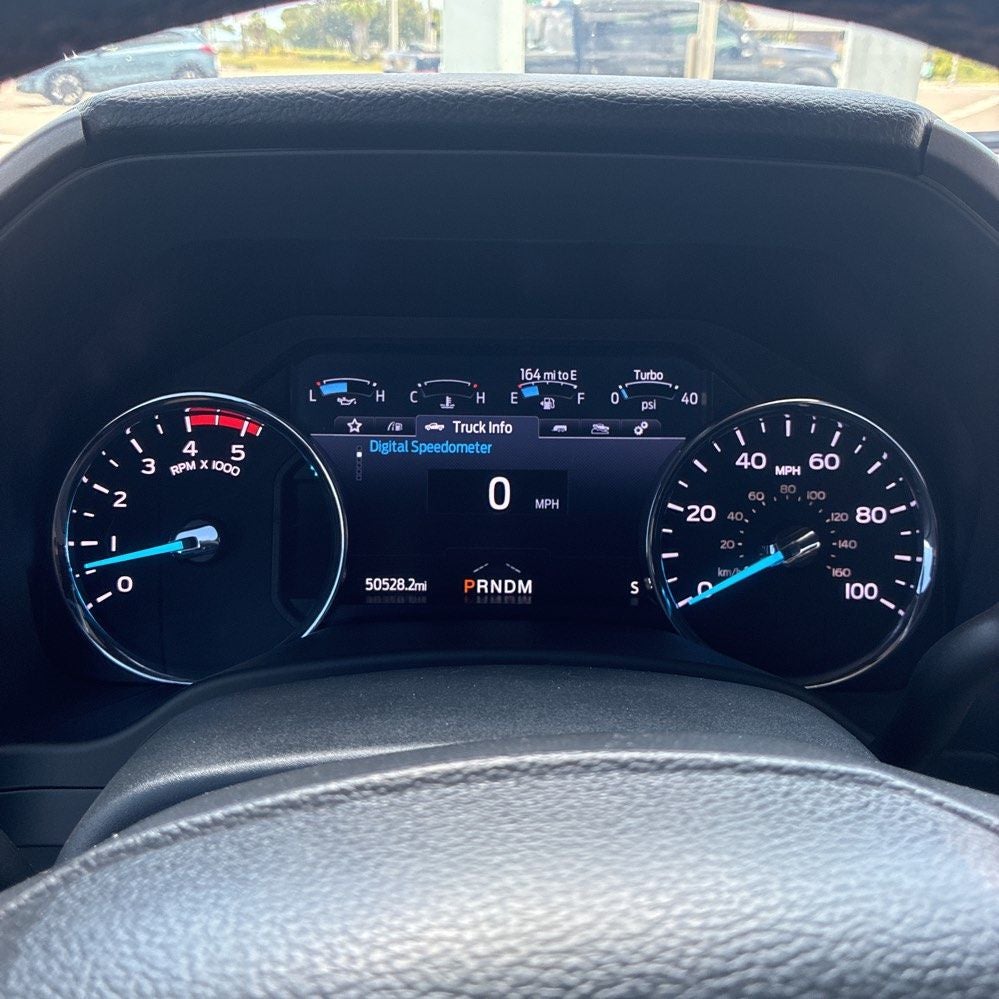 2022 Ford F-450SD Platinum