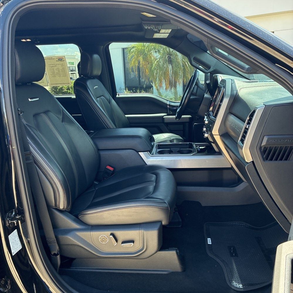 2022 Ford F-450SD Platinum