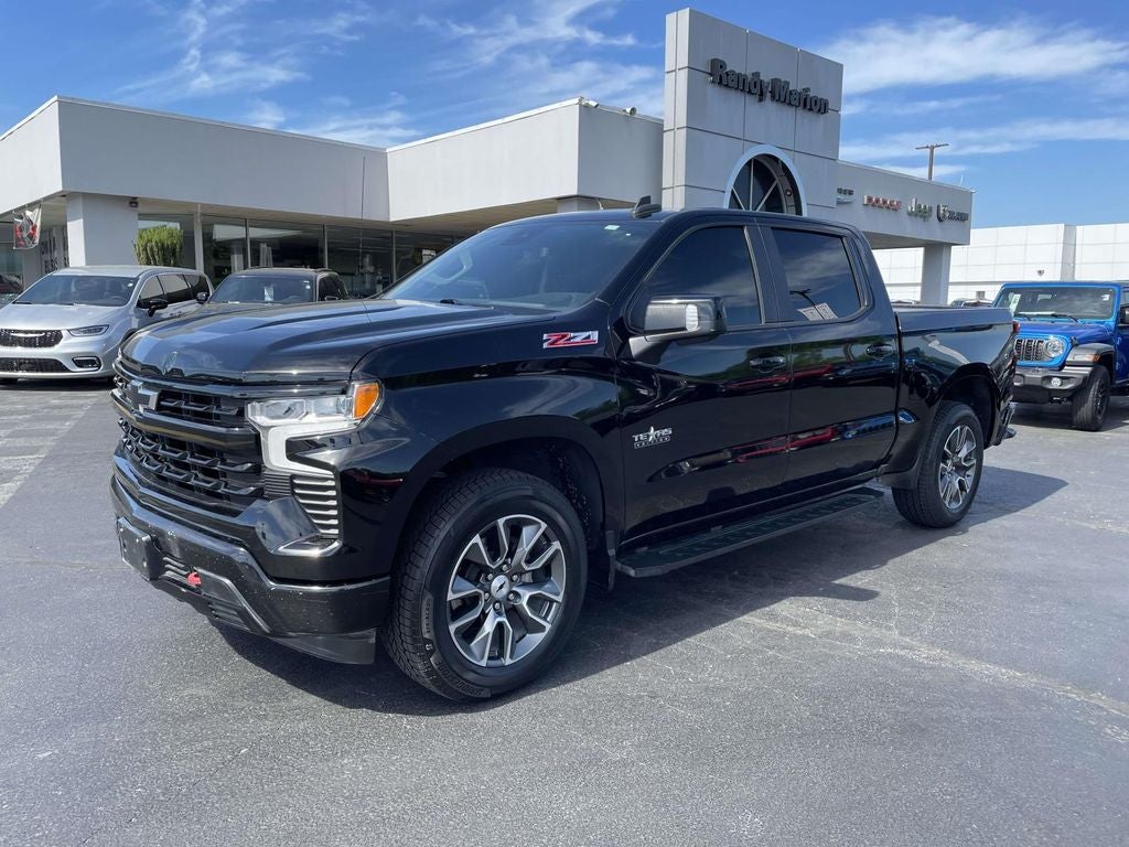 2022 Chevrolet Silverado 1500 4WD Crew Cab Short Bed RST