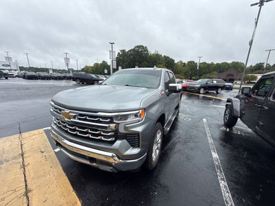 2023 Chevrolet Silverado 1500 4WD Crew Cab Short Bed LTZ