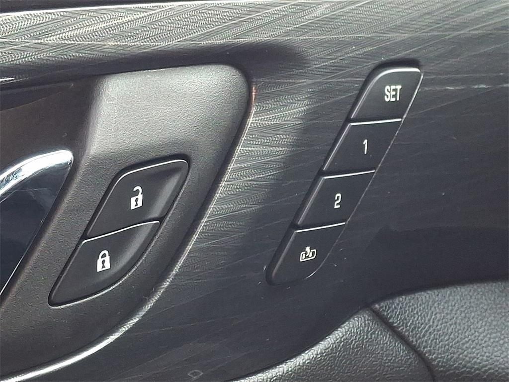 2023 Chevrolet Traverse AWD High Country