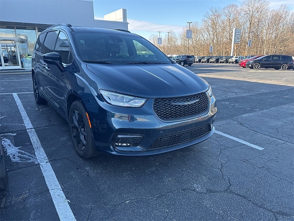2023 Chrysler Pacifica Limited AWD