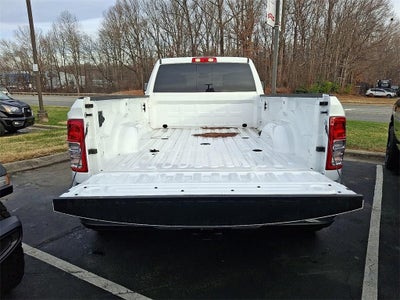2024 RAM 3500 Big Horn Crew Cab 4x4 8' Box
