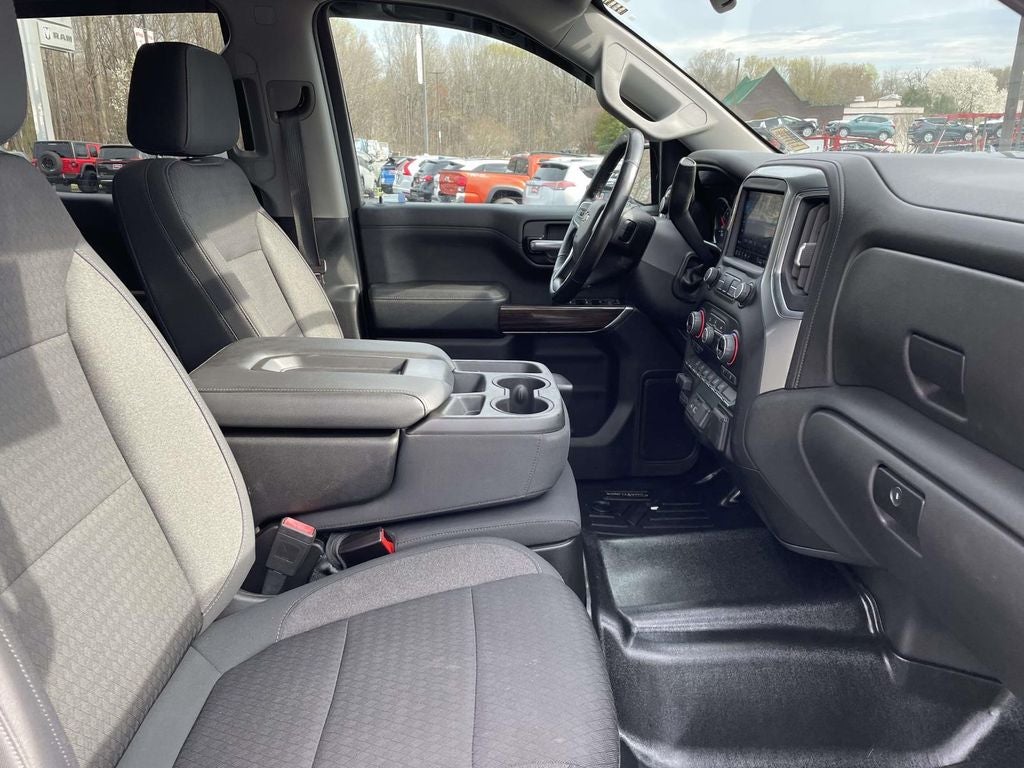 2020 Chevrolet Silverado 1500 4WD Crew Cab Short Bed LT