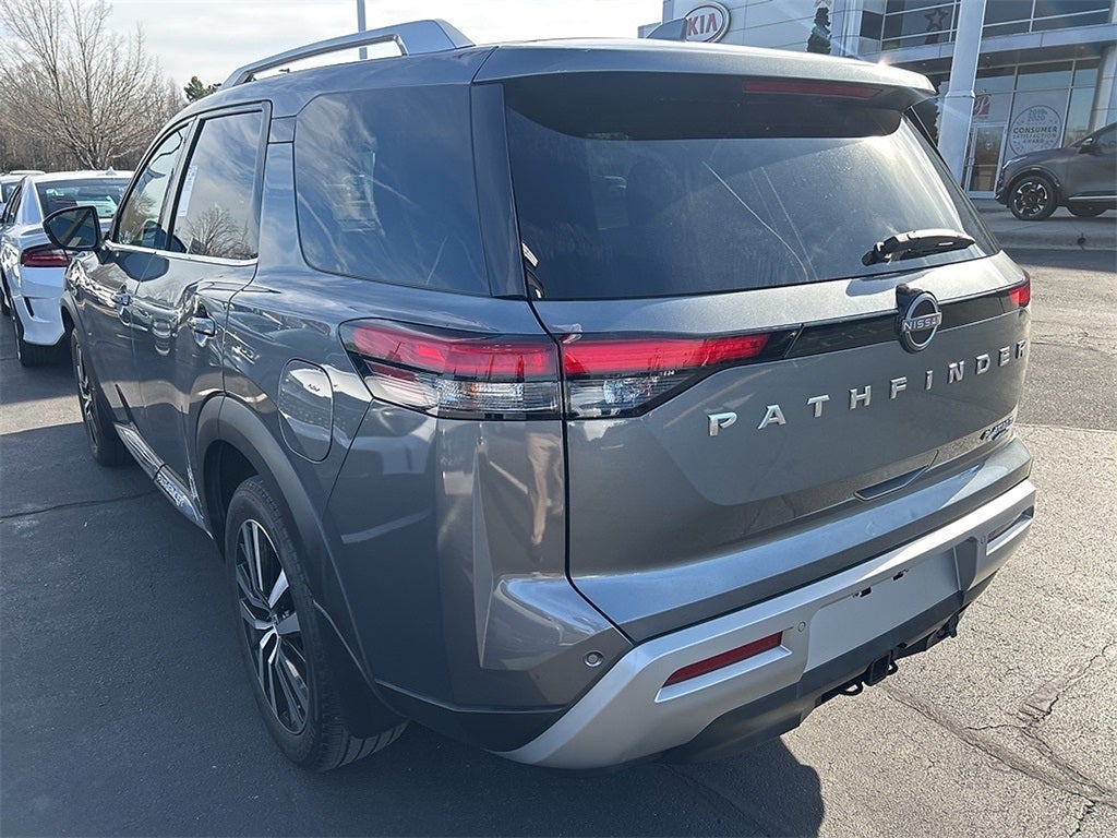 2023 Nissan Pathfinder Platinum 4WD