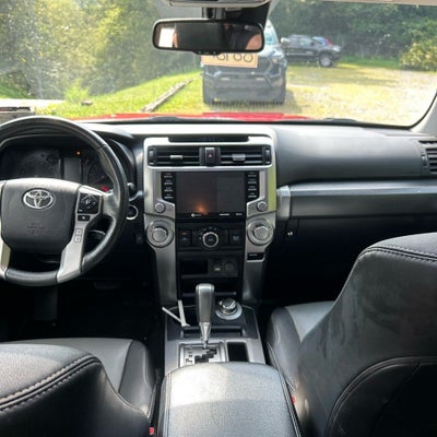 2024 Toyota 4Runner SR5 Premium