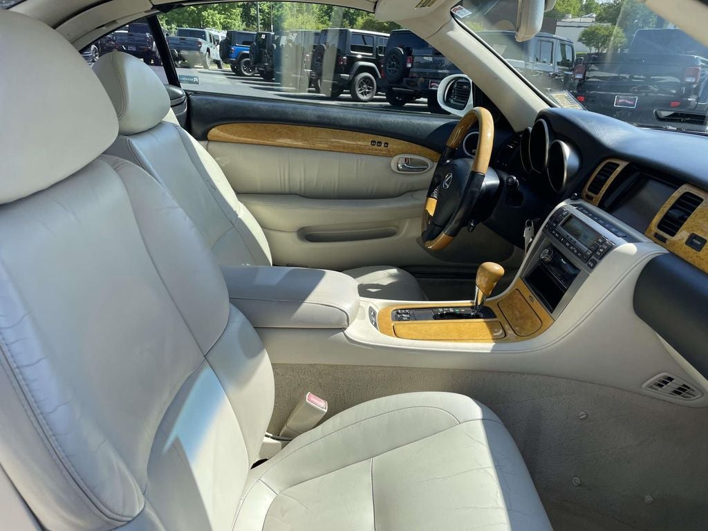 2005 Lexus SC 430