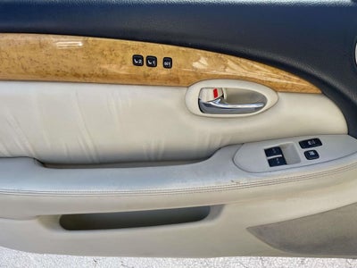 2005 Lexus SC 430