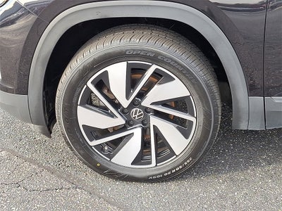 2024 Volkswagen Atlas 2.0T SE w/Technology