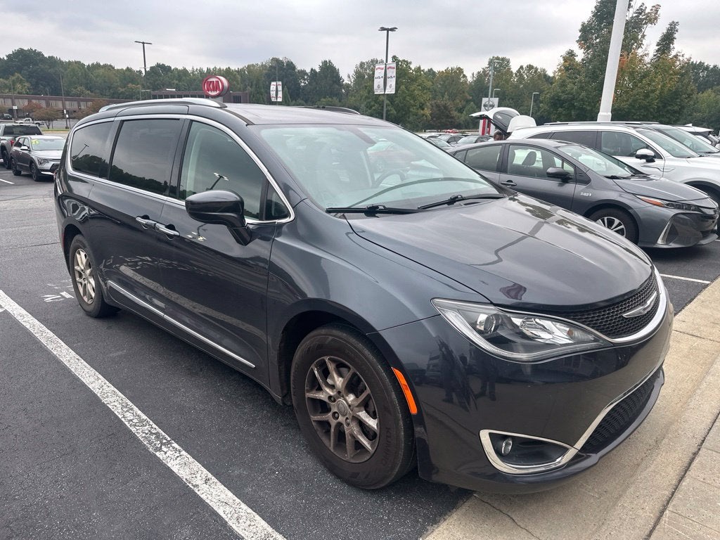 2020 Chrysler Pacifica Touring L