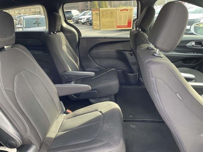 2020 Chrysler Pacifica Touring