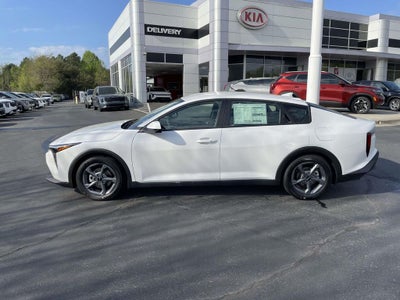 2026 Kia K4 LXS