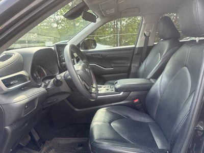 2022 Toyota Highlander L