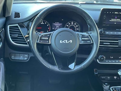 2022 Kia Seltos EX