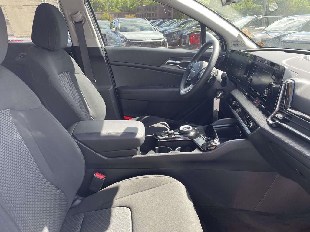 2025 Kia Sportage Hybrid LX
