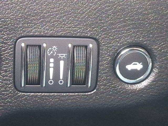 2023 Chrysler 300 Touring