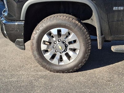 2025 Chevrolet Silverado 2500HD Custom