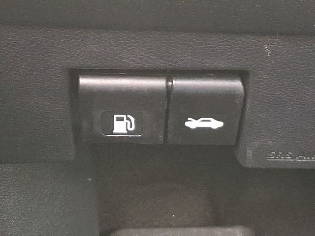 2023 Nissan Versa 1.6 SV