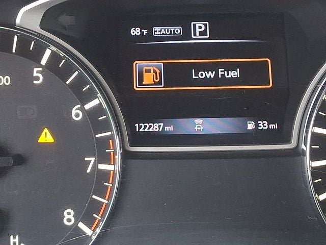 2018 Nissan Pathfinder SV