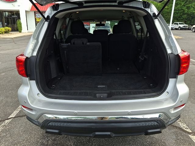 2018 Nissan Pathfinder SV