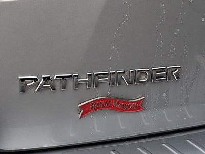 2018 Nissan Pathfinder SV
